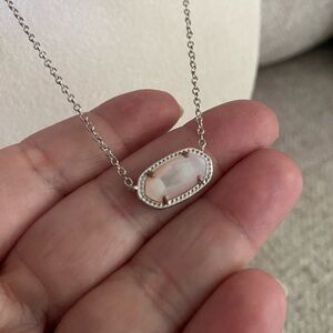 Kendra Scott Elisa’s necklace
